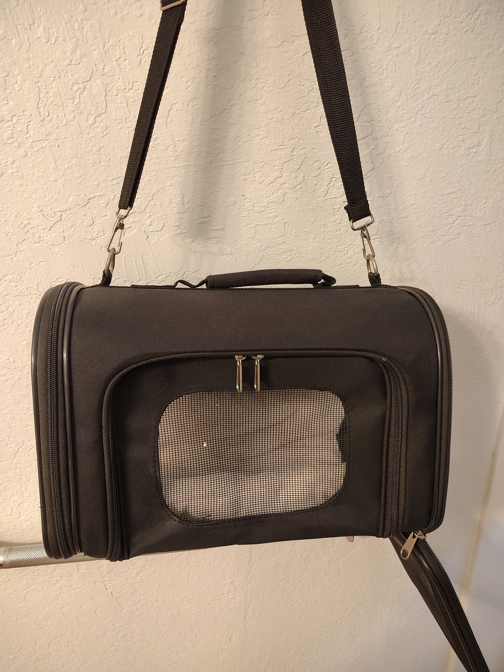 Black Pet Travel Shoulder Bag with Mesh Window